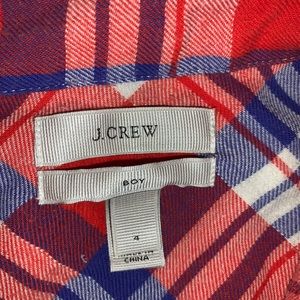 Women’s plaid flannel